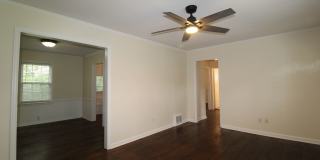 2 Bedroom 1 Bath Home in Roeland Park 2 Bedroom 1 Bath Home in Roeland Park Gallery 5