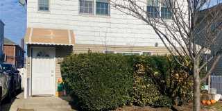 641 E Olive Street unit: Upper Gallery 1