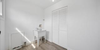 7732 S Springfield Avenue Gallery 12