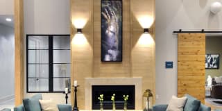 The Ellis Gallery 38