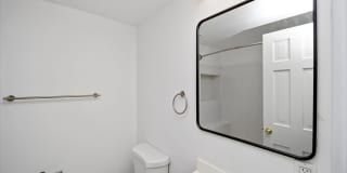 Sunlit & Fully Updated 2BR/1BA Condo in the Heart of U Street Corridor Gallery 6