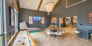 Classic City Flats | Luxury Apartments Gallery 19