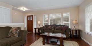 Gorgeous Home in Cul-de-sac that backs Greenbelt Gallery 3