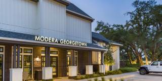 Modera Georgetown Gallery 22