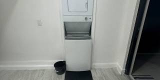 Efficiency in Lehigh ALL UTILITIES INCLUDED!!! Gallery 7