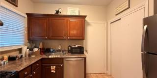 412 Bellevue Avenue Gallery 12