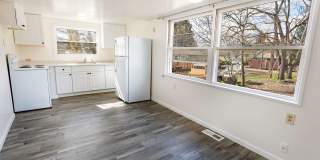 Charming Multi-Unit Living in Prime Northeast Salem Location Gallery 1
