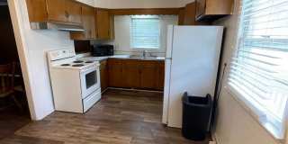 544 6th Street Gallery 1