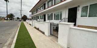 442 Smith Avenue Gallery 1