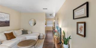 1400 Summit Street Gallery 5