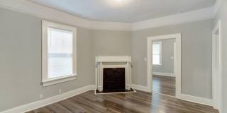 Newly Renovated 2BR/1BA Home In Downtown Savannah Gallery 6