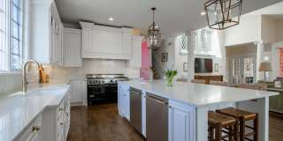 207 Monmouth Avenue Gallery 21