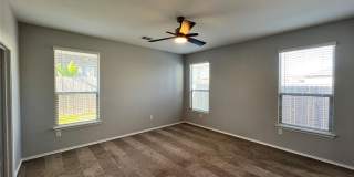 Del Valle Sundance Crossing / 4 bedrooms, 2 baths, 1 story home / Like New built 2021 / Refrigerator, Washer & Dryer Gallery 14