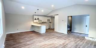 521 Middleline Road Gallery 1