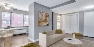 Lofts on Ormsby Gallery 1