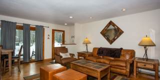 2 bedroom in Frisco. Walk to Main Street! Garage and Yard! Hot tub! Gallery 7