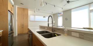2743 Friendly Alley Gallery 13