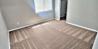 Avalon Cove Townhomes Gallery 38