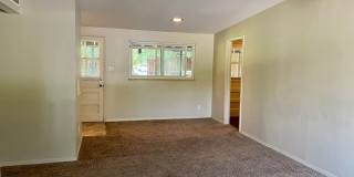 House Just One Block from CSU! Gallery 4