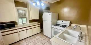 Charming 3 Bedroom Single Family Home Available Now!! Gallery 13