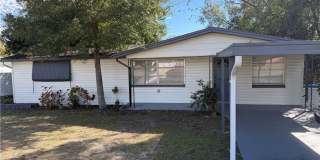 7 N Jackson Street Gallery 1