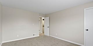 The Prairies Apartment Homes Gallery 29