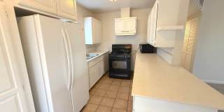 VERY NICE 2BED/1BATH WITH HUGE BACKYARD Gallery 5