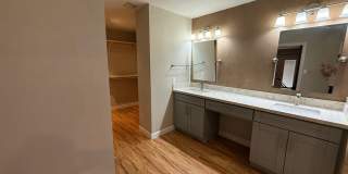 Luxury 4 Bedroom in Country Estates Gallery 29