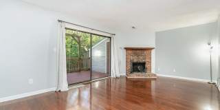 Room in 3 Bedroom Home at Sandy Creek Dr Gallery 29