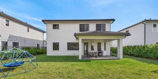 8267 SW 120th Ter Gallery 48