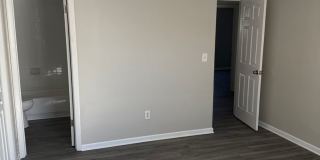 Spacious 4 Bed Condo Gallery 6