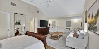 221 13TH AVENUE NE Gallery 39