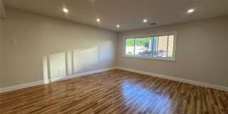 27 4th Avenue Gallery 1