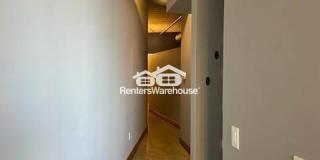 2323 Locust Street Gallery 7