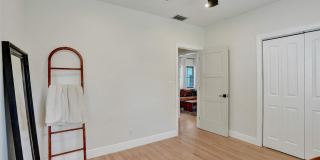 807 SW 18th Street Gallery 44