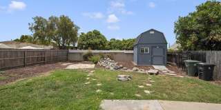 586 DEL MAR Gallery 36
