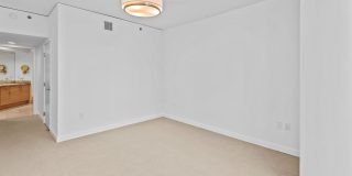 13650 MARINA POINTE Dr Gallery 14