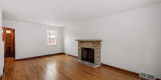 AVAILABLE JUNE 1ST!! 3 BEDROOM IN CARRICK! AVAILABLE JUNE 1ST!! 3 BEDROOM IN CARRICK! Gallery 10