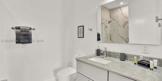 2100 Miami Rd Gallery 17