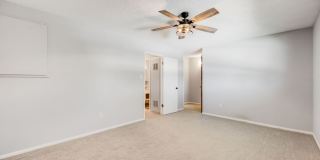 Updated 2BD Townhome | Private Patio | Community Amen Gallery 19
