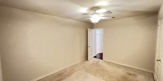 1303 BLUFF FOREST Gallery 33
