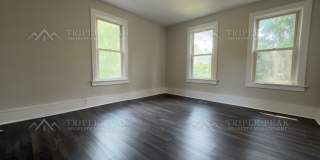 297 N Laurel Street - Unit 3 Gallery 1