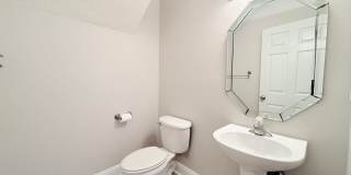 Spacious Townhome! Gallery 18