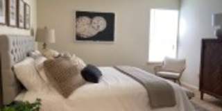 Royal Arms of Bowling Green Gallery 3