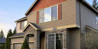 Expansive Orenco Home with 5 Bedrooms, Bonus Room  3 Full Baths Gallery 1