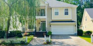 RIVERWOOD PLANTATION with Private back yard pool Gallery 1