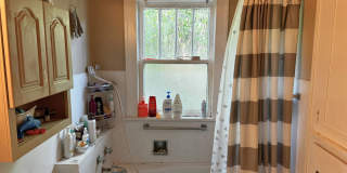 Large 2 Bed 1 Bath corner-lot home in Highland! Gallery 16