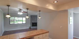 2 Bedroom Condo for Rent in Redding CA with Pool, Tennis Courts, Garage | The Bluffs Gallery 6