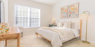 Knoll Crest Gallery 8