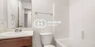 820 Hubert Street Gallery 11